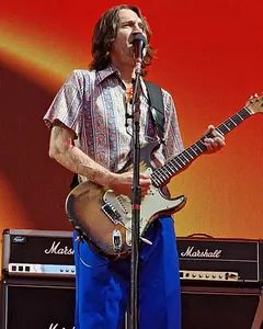 約翰·弗魯西安特（John Frusciante）