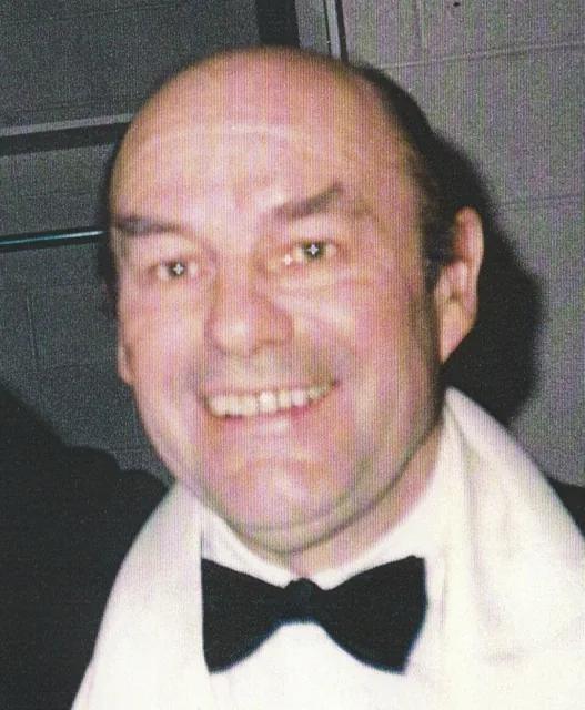 英國吉他與魯特琴大師朱利安·布林(1989 年)